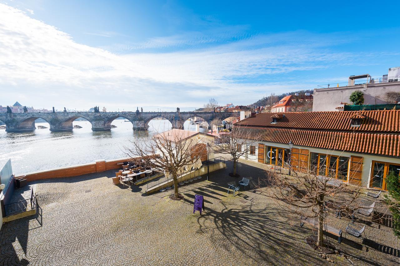 Apartament Kafka With Bridge View *